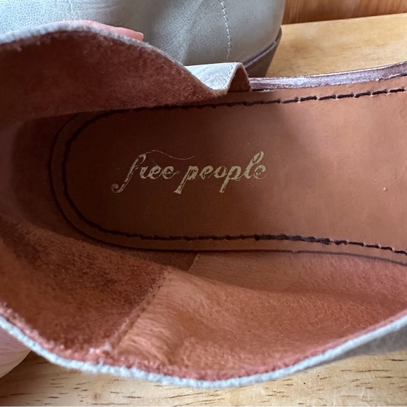 Free People Mont Blanc Asymmetrical Open Toe cut out Leather flat Sandal Gray - Picture 6 of 10